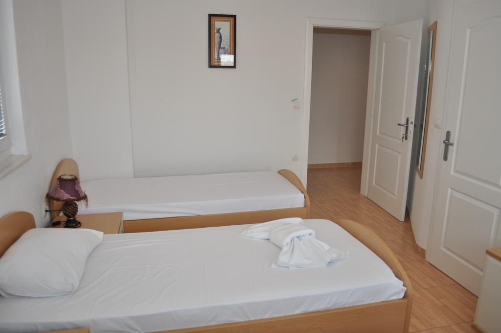 Guest House Miranda Ohrid Exterior photo